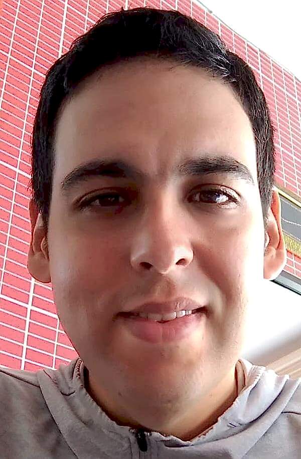 Lazy Seal Diving profesyonel, kaliteli ve kişiselleştirilmiş eğitim sunmayı ilke edinmiş bir tüplü dalış (scuba) merkezidir. İstanbul tüplü dalış eğitimi merkezi